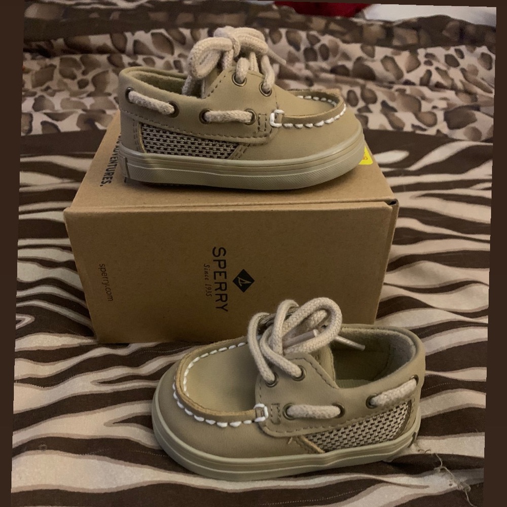 Infant sperry’s size 1c